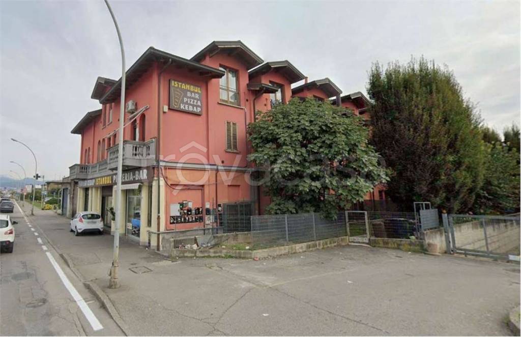 appartamento in vendita a Dalmine in zona Guzzanica