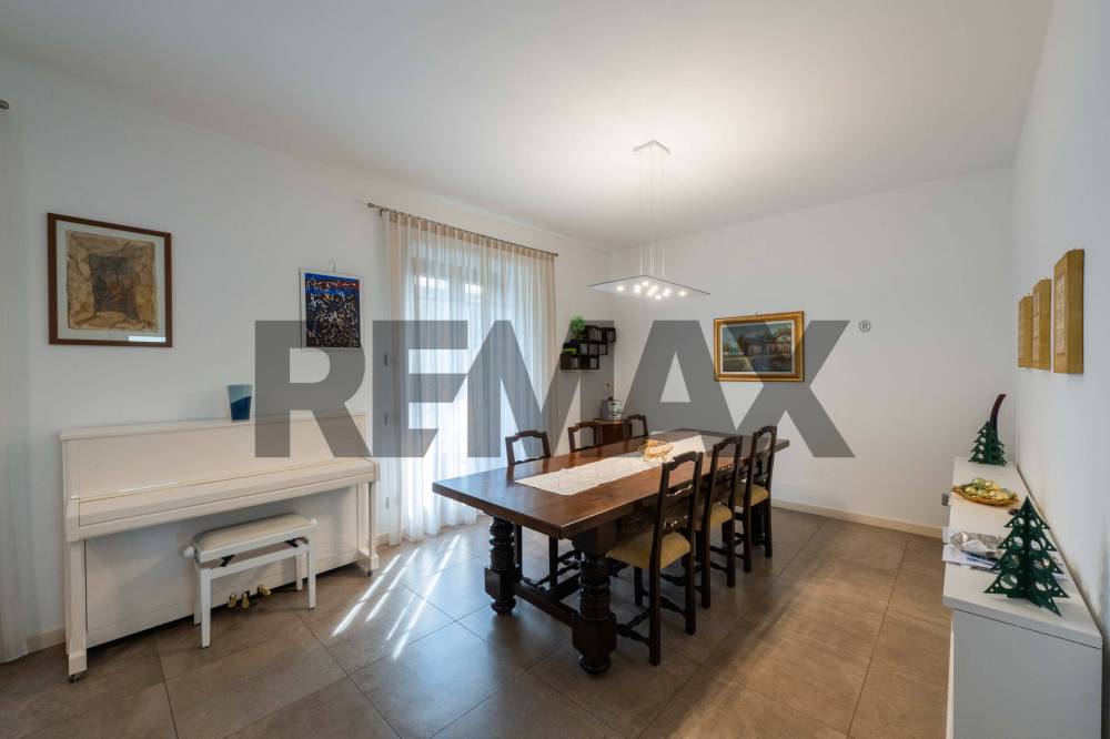 casa indipendente in vendita a Dalmine in zona Sforzatica Santa Maria d'Oleno