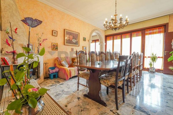 casa indipendente in vendita a Dalmine in zona Sforzatica Santa Maria d'Oleno