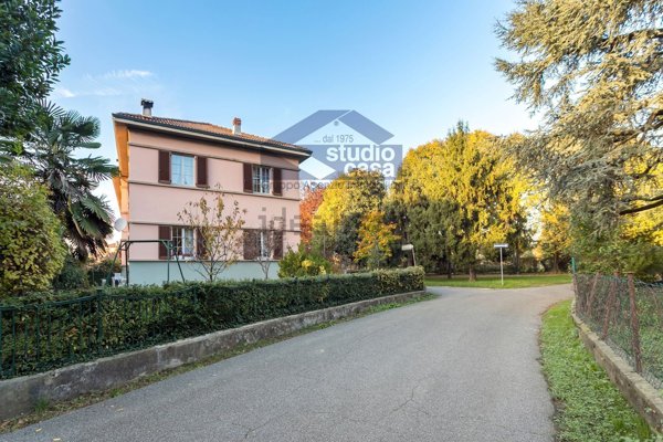 casa indipendente in vendita a Dalmine in zona Sforzatica Santa Maria d'Oleno