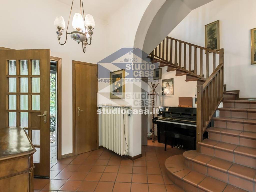 casa indipendente in vendita a Dalmine in zona Guzzanica