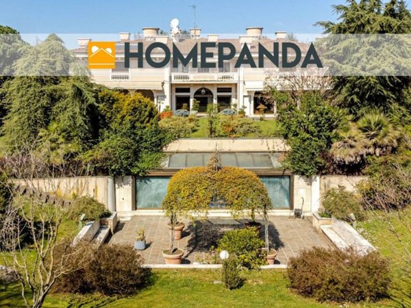 casa indipendente in vendita a Dalmine in zona Guzzanica