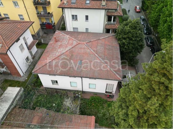 casa indipendente in vendita a Dalmine in zona Sforzatica Sant'Andrea