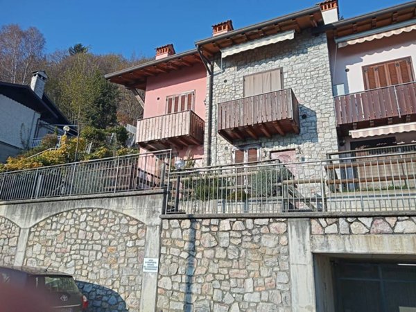 appartamento in vendita a Dossena