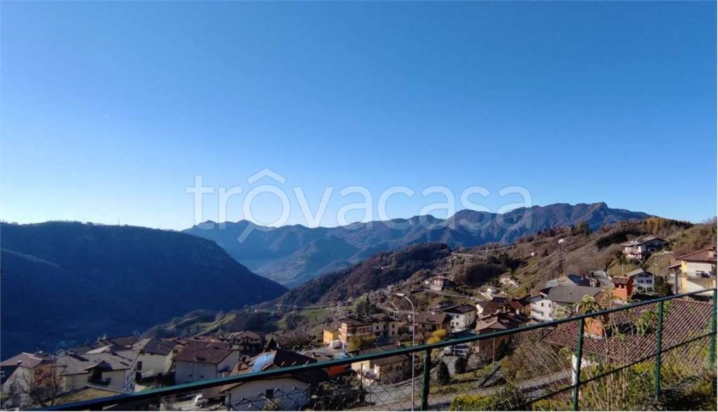 appartamento in vendita a Dossena