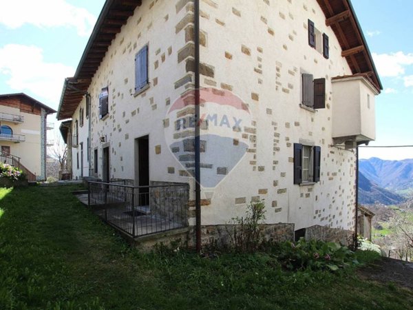 appartamento in vendita a Dossena