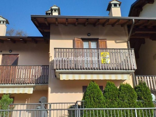 appartamento in vendita a Dossena