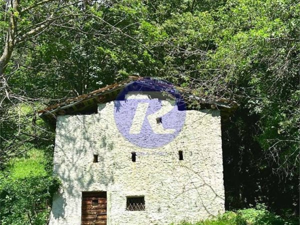 casa indipendente in vendita a Dossena