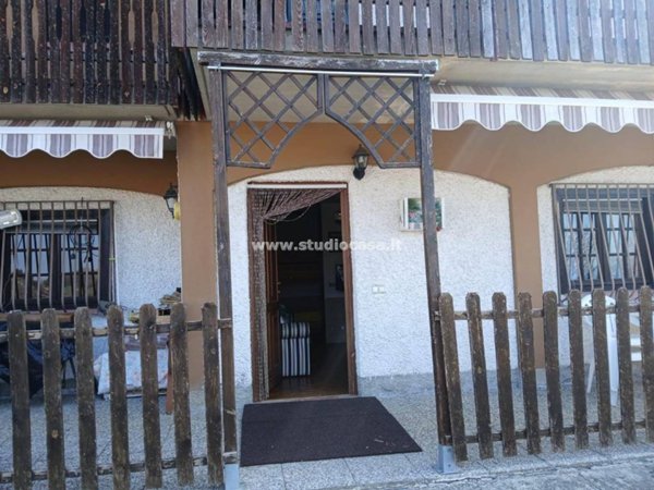 appartamento in vendita a Dossena