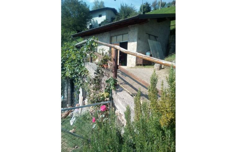 casa indipendente in vendita a Dossena