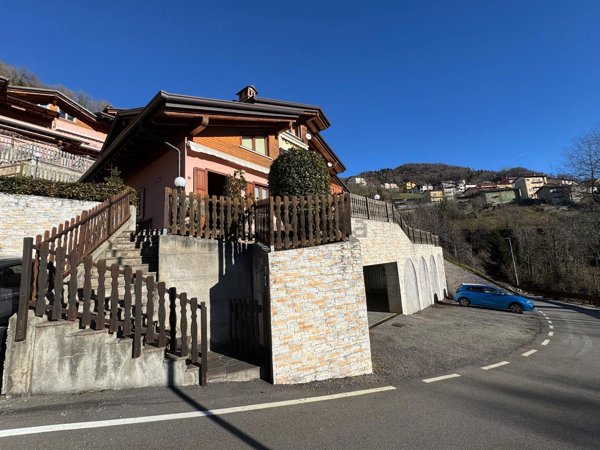 appartamento in vendita a Dossena