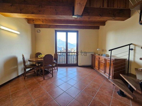 appartamento in vendita a Dossena