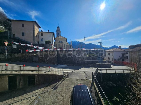 appartamento in vendita a Dossena