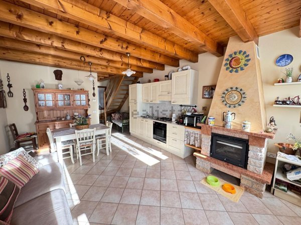 appartamento in vendita a Dossena