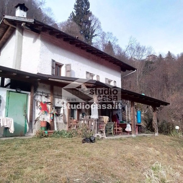 appartamento in vendita a Dossena