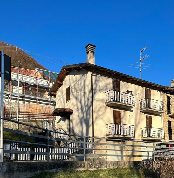 appartamento in vendita a Dossena