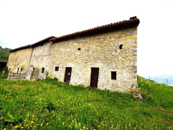 appartamento in vendita a Dossena