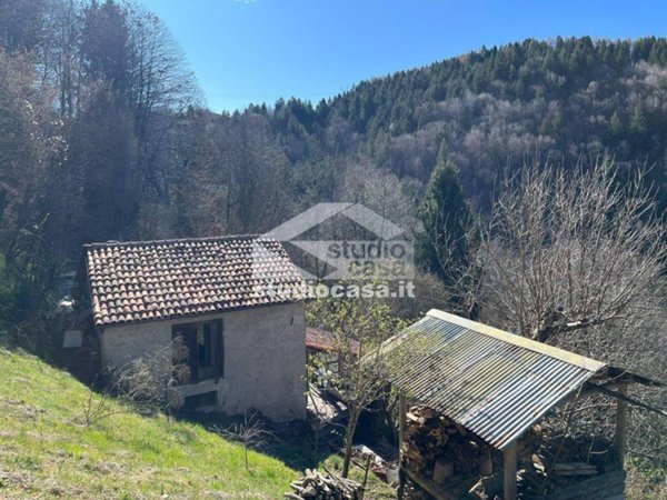 casa indipendente in vendita a Dossena