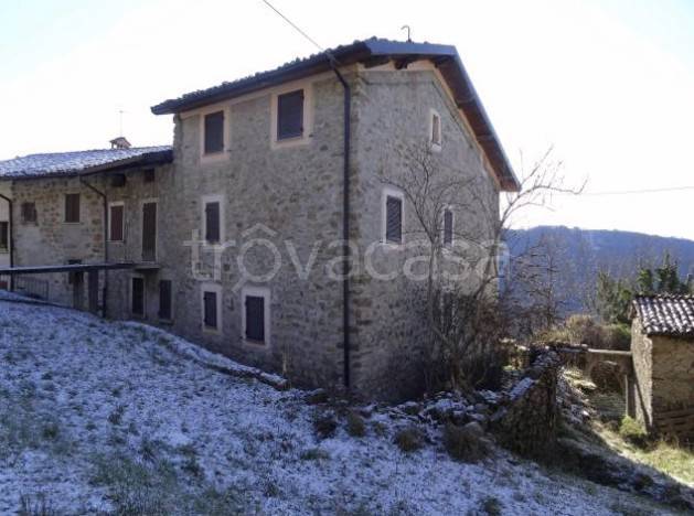 appartamento in vendita a Dossena