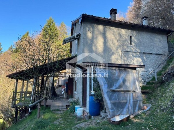 appartamento in vendita a Dossena