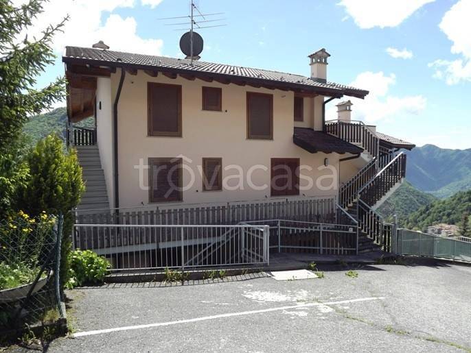 appartamento in vendita a Dossena