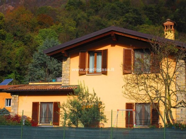 casa indipendente in vendita ad Endine Gaiano