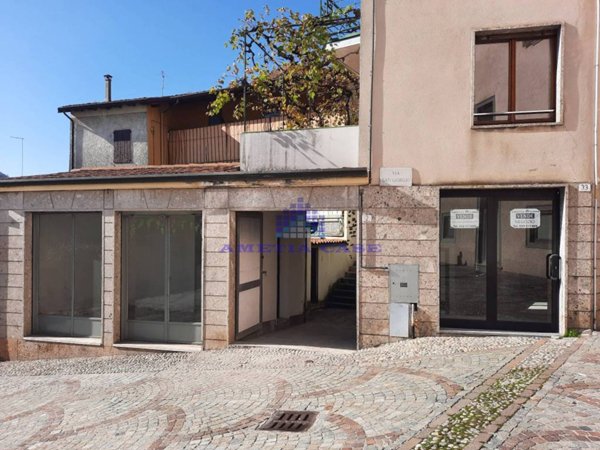 casa semindipendente in vendita ad Endine Gaiano