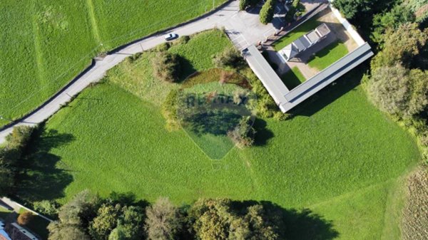 terreno agricolo in vendita ad Endine Gaiano