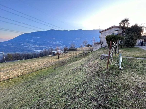 appartamento in vendita ad Endine Gaiano