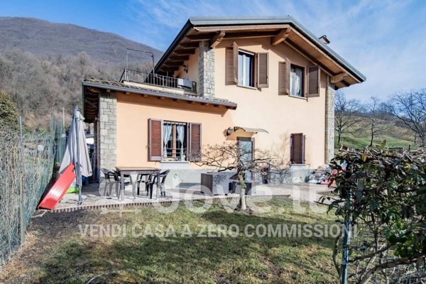 casa indipendente in vendita ad Endine Gaiano