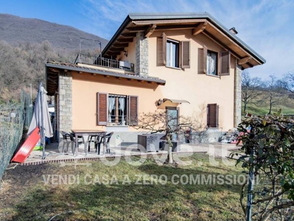 casa indipendente in vendita ad Endine Gaiano