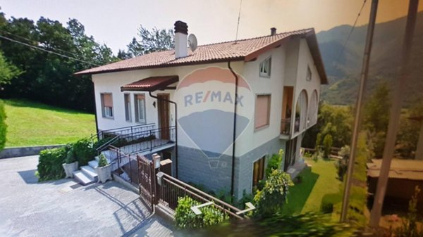casa indipendente in vendita ad Endine Gaiano
