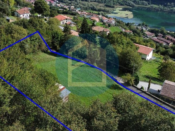 terreno edificabile in vendita ad Endine Gaiano