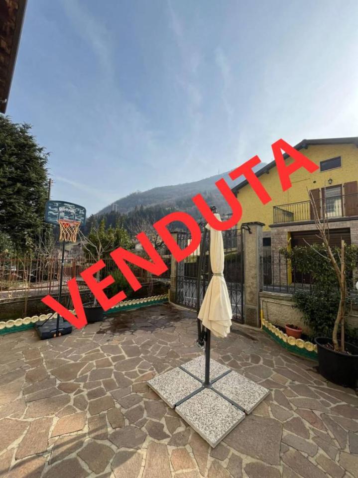appartamento in vendita ad Endine Gaiano