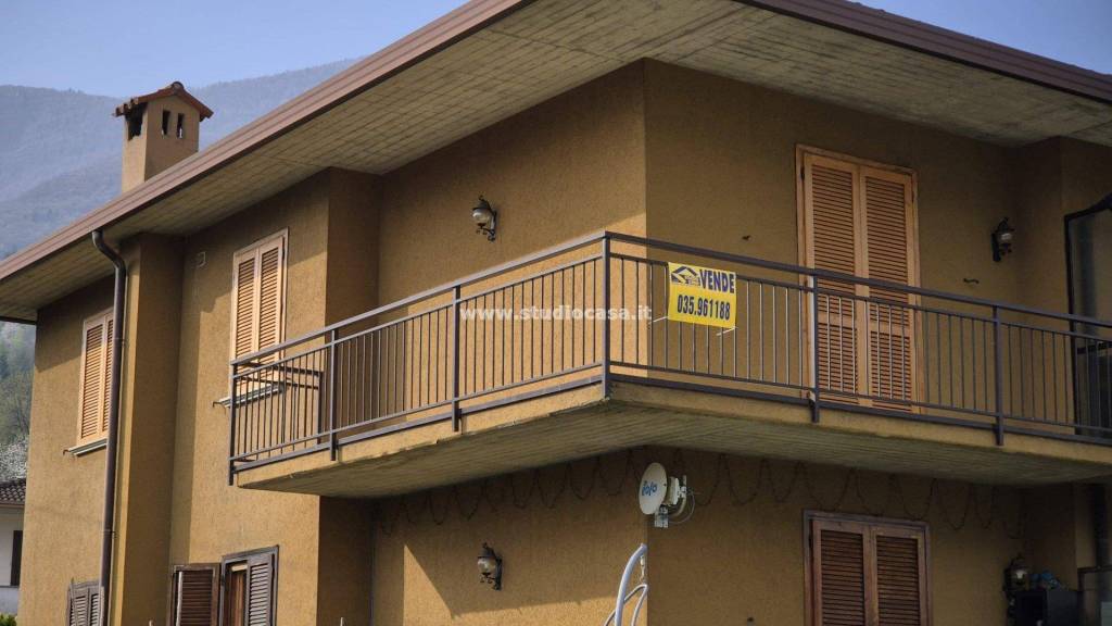 appartamento in vendita ad Endine Gaiano