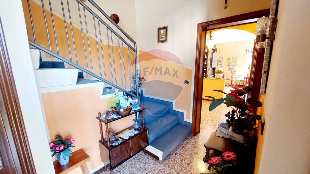casa indipendente in vendita ad Endine Gaiano