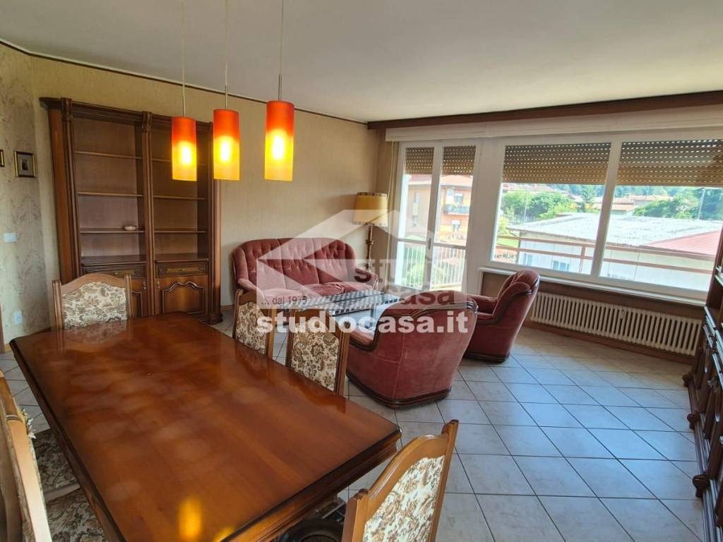 appartamento in vendita ad Endine Gaiano in zona Piangaiano