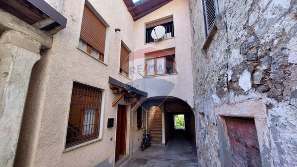 appartamento in vendita ad Endine Gaiano in zona Valmaggiore