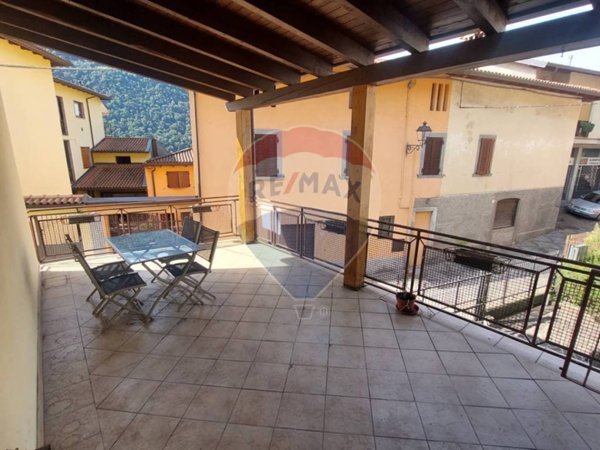 casa indipendente in vendita ad Endine Gaiano