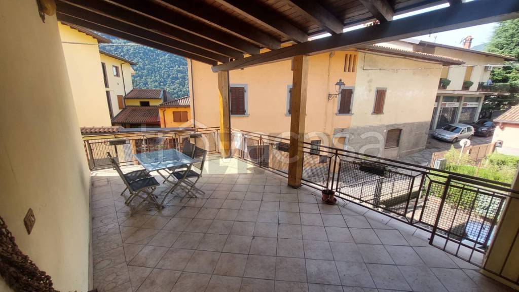 casa indipendente in vendita ad Endine Gaiano