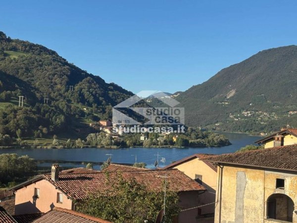 appartamento in vendita ad Endine Gaiano