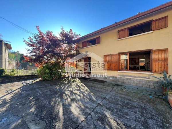 appartamento in vendita ad Endine Gaiano in zona Valmaggiore