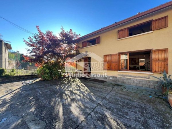 appartamento in vendita ad Endine Gaiano