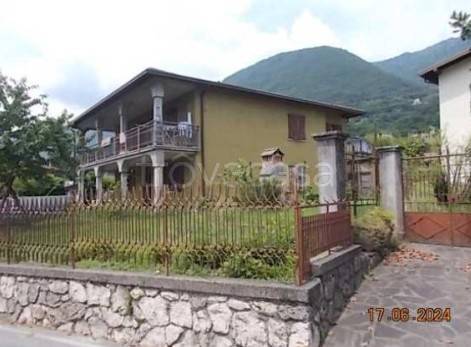 appartamento in vendita ad Endine Gaiano in zona Piangaiano