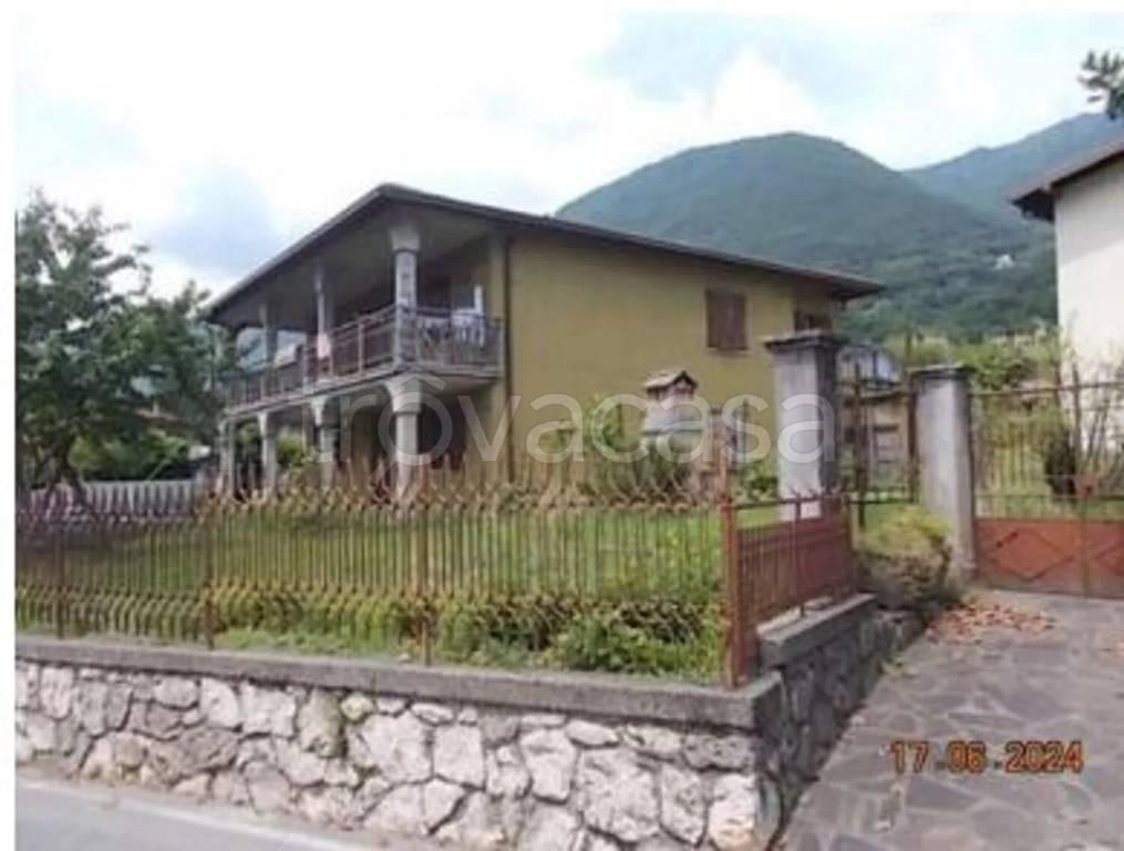 appartamento in vendita ad Endine Gaiano in zona Piangaiano