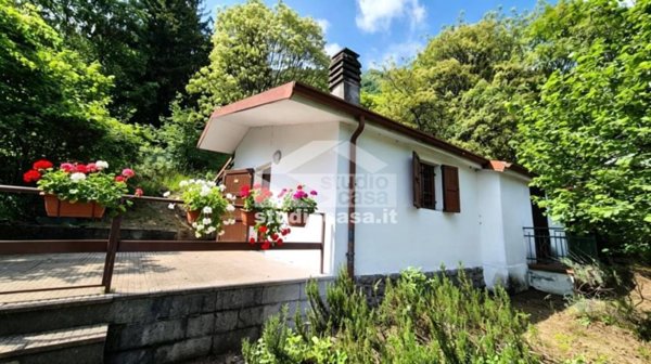 casa indipendente in vendita ad Endine Gaiano