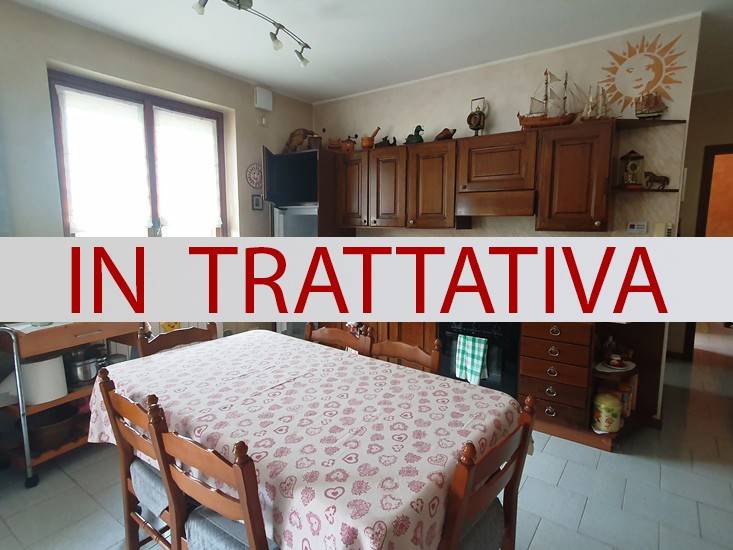 appartamento in vendita ad Endine Gaiano in zona Piangaiano