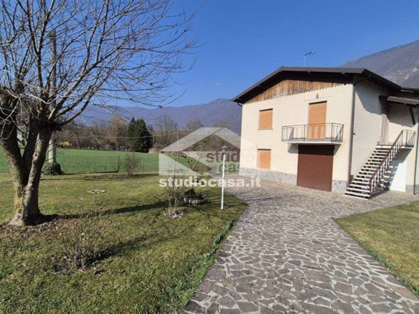 appartamento in vendita ad Endine Gaiano