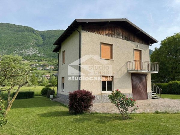 appartamento in vendita ad Endine Gaiano