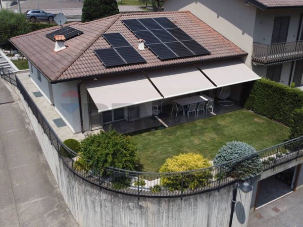 casa indipendente in vendita ad Endine Gaiano